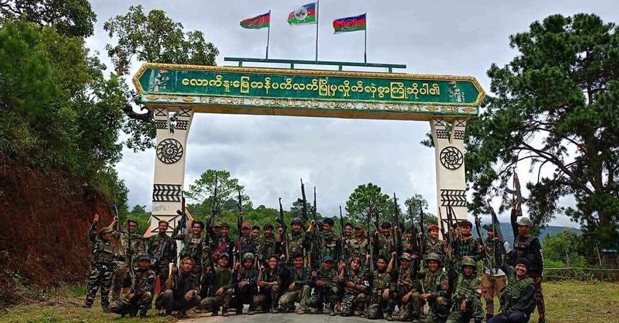 ကန်ပက်လက်မြို့ကို ကျည်တတောင့်မှမကုန်ဘဲ ချင်းညီနောင် သိမ်းပိုက်
