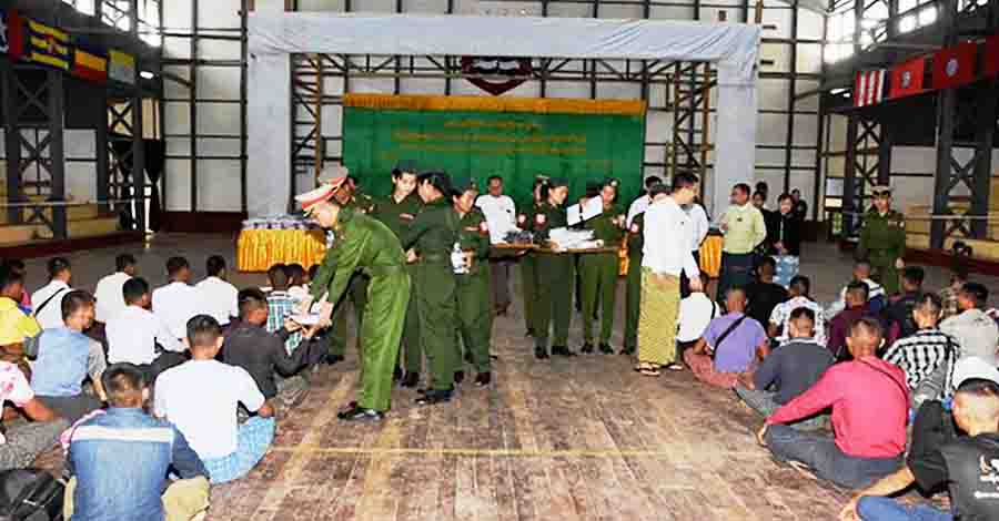 ရေကြည်မြို့နယ်ရောက် ရခိုင်စစ်ရှောင်များကို စစ်ကောင်စီက ဖမ်းဆီး နှင်ထုတ်နေ
