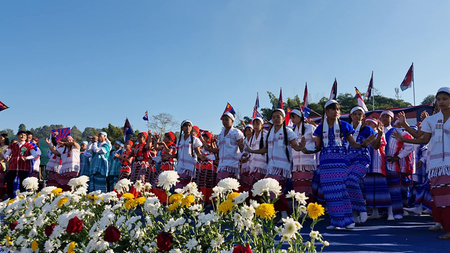 မြဝတီနှင့် လှိုင်းဘွဲတွင် ကျင်းပသည့် ကရင်အမျိုးသားနှစ်သစ်ကူးနေ့ (ဓာတ်ပုံ)