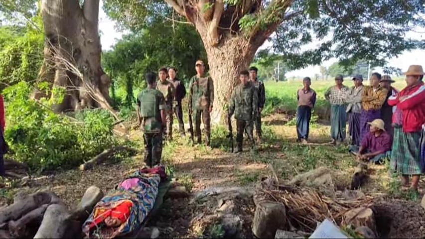 မြင်းခြံတွင် စစ်ကောင်စီတပ် ကင်းပုန်းဝပ် ပစ်ခတ်သဖြင့် PDF ရဲဘော် ၂ ဦး ကျဆုံး