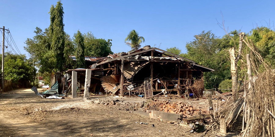ဗန်းမော်မြို့နယ်ရဲစခန်းနှင့် စရဖရုံးကို တော်လှန်ရေးတပ်ဖွဲ့များ သိမ်းပိုက်