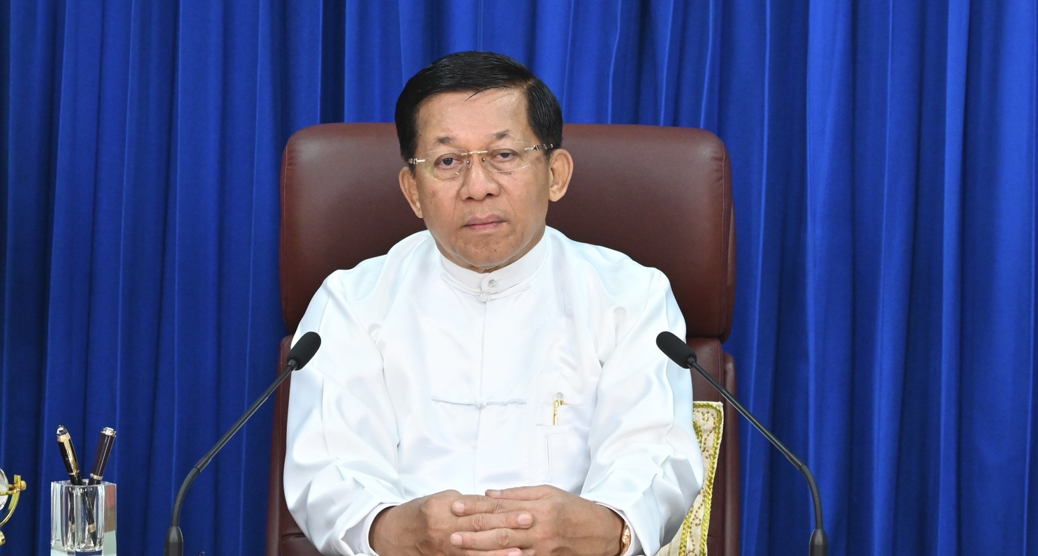 ရွေးကောက်ပွဲနိုင်သည့်အစိုးရကို အာဏာလွှဲပေးမည်ဟု စစ်ခေါင်းဆောင်ပြော၊ အကြမ်းဖက်မှု ရပ်ရန် အမေရိကန်တောင်းဆို