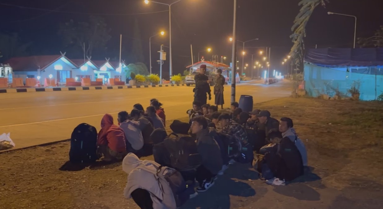 တာ့ခ်ခရိုင်နှင့် ပထုန်ဌာနီတွင် တရားမဝင်မြန်မာများ ဖမ်းဆီးခံရ