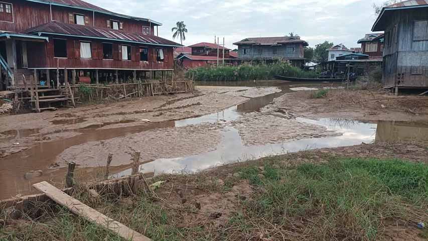 အင်းလေး ဟဲယာရွာမ၌ ဆိုးဆိုးရွားရွားရေခန်းခြောက်၊ နုန်းမြေများကြောင့် စက်လှေများ အခက်တွေ့