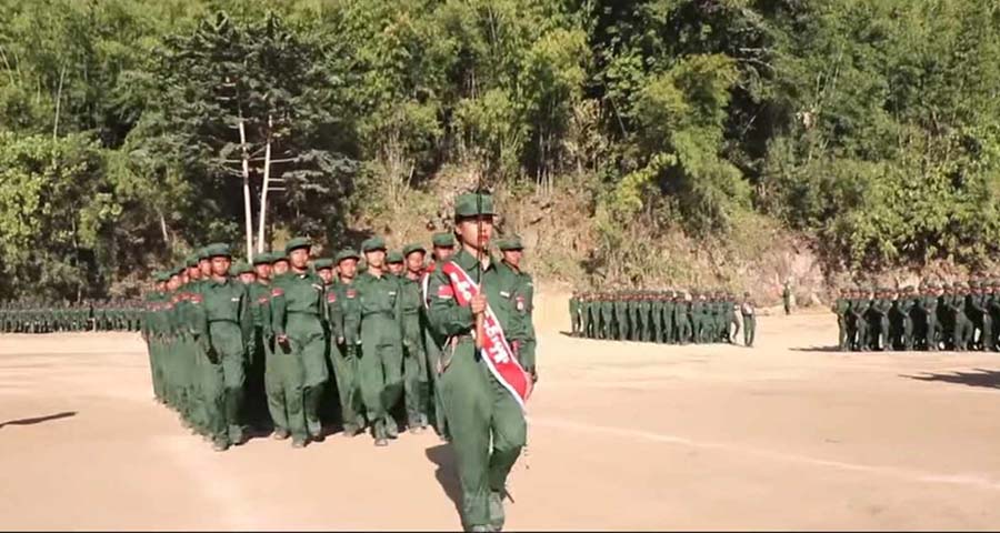 မန္တလေး PDF သင်တန်းဆင်းရဲဘော်များအတွက် လက်နက်တပ်ဆင်ပြီးစီး