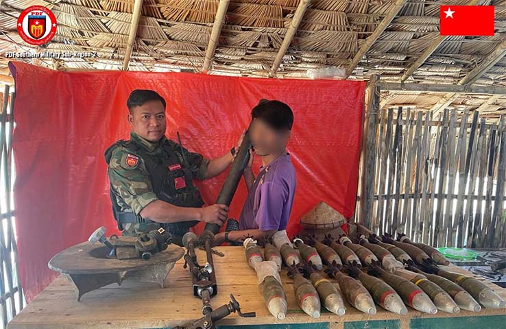 အရာရှိအပါအဝင် စစ်ကောင်စီတပ်ဖွဲ့ဝင် ၂၁ ဦး လက်နက်ခဲယမ်းများဖြင့် အလင်းဝင်
