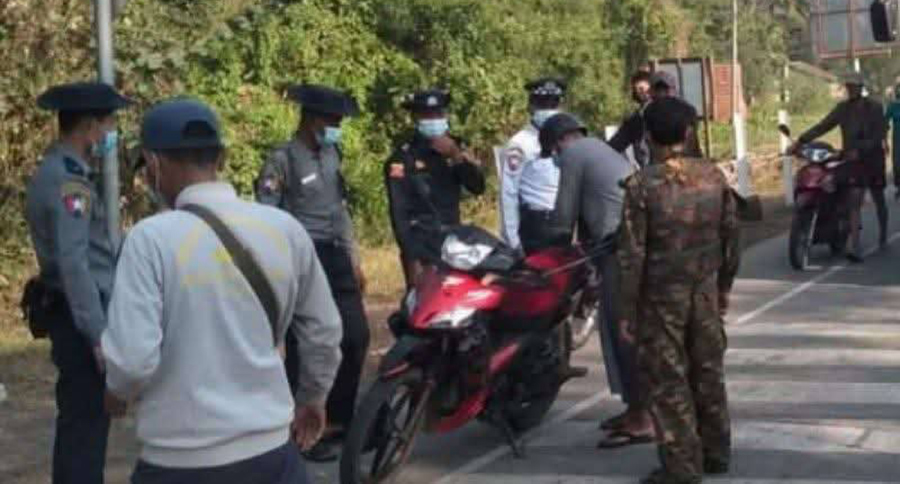 ရန်ကုန်-ဧရာဝတီ ခရီးသည်များထဲမှ ရခိုင်ပြည်နယ်မှတ်ပုံတင် ကိုင်ဆောင်သူများကို ဖမ်းဆီးနေ