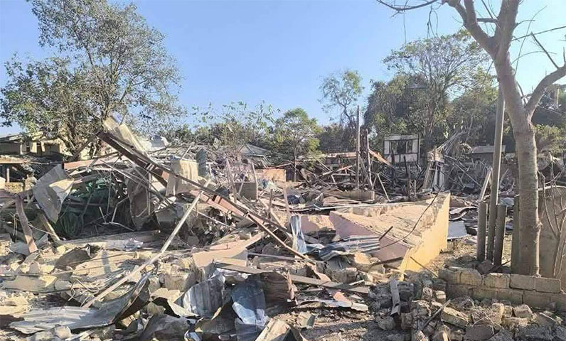 နောင်ချိုမြို့ကို စစ်ကောင်စီတပ်က လေယာဉ်ဖြင့်ဗုံးကြဲ၊  အဘွားအို ၁ ဦးသေဆုံး၊  ၂ ဦး ဒဏ်ရာရ