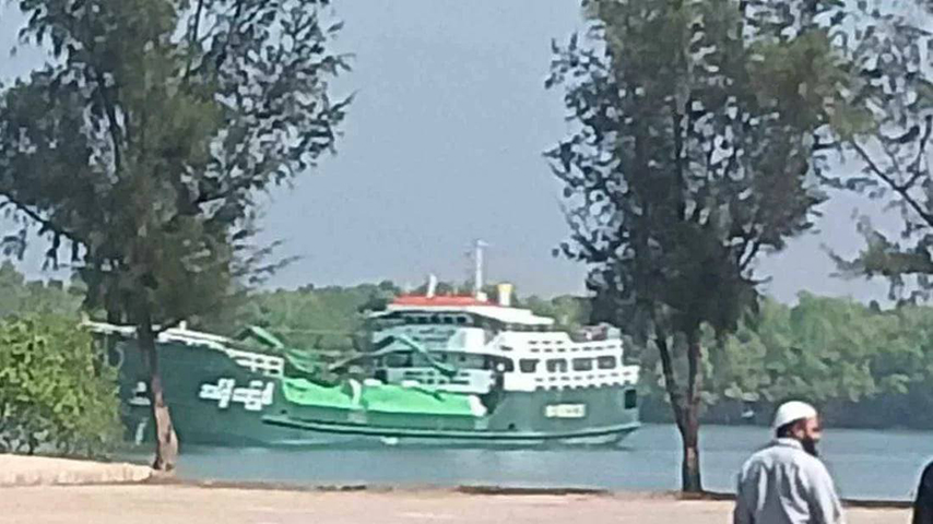 ဘင်္ဂလားဒေ့ရှ်ကိုသွားမည့် ကုန်သင်္ဘော ၁ စီးကို AA ထိန်းသိမ်းထားဆဲ