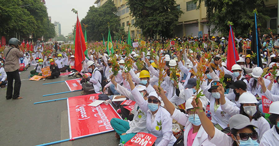 စစ်မှုမထမ်းလိုသည့် လူငယ်များကို ကယ်ဆယ်ရန် မန္တလေးတော်လှန်လူငယ်များ တောင်းဆို 