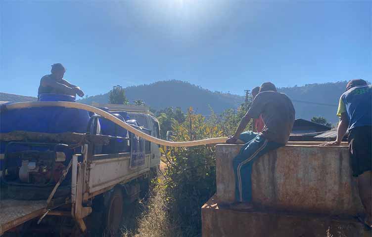 ဖရူဆို စစ်ရှောင်စခန်းများတွင် သောက်သုံးရေရှားပါးပြတ်လပ်နေ  