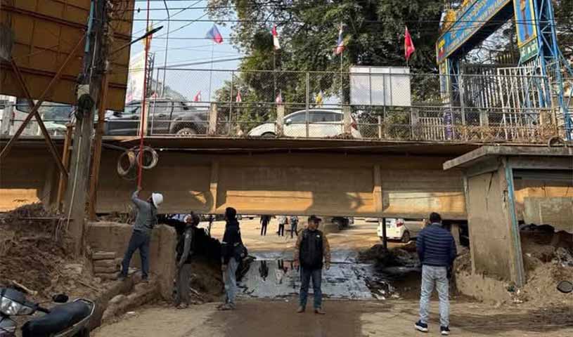 တရုတ်ဖိအားကြောင့် လာအိုက တာချီလိတ်ကိုပေးနေသည့် လျှပ်စစ်ဝန်အားလျှော့ချ