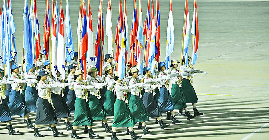 အမျိုးသမီးစစ်မှုထမ်းများ မခေါ်သေးဟု စစ်ကောင်စီ ပြောသော်လည်း မိုးဗြဲတိုက်ပွဲ၌ အမျိုးသမီးများ ပါဝင်နေ