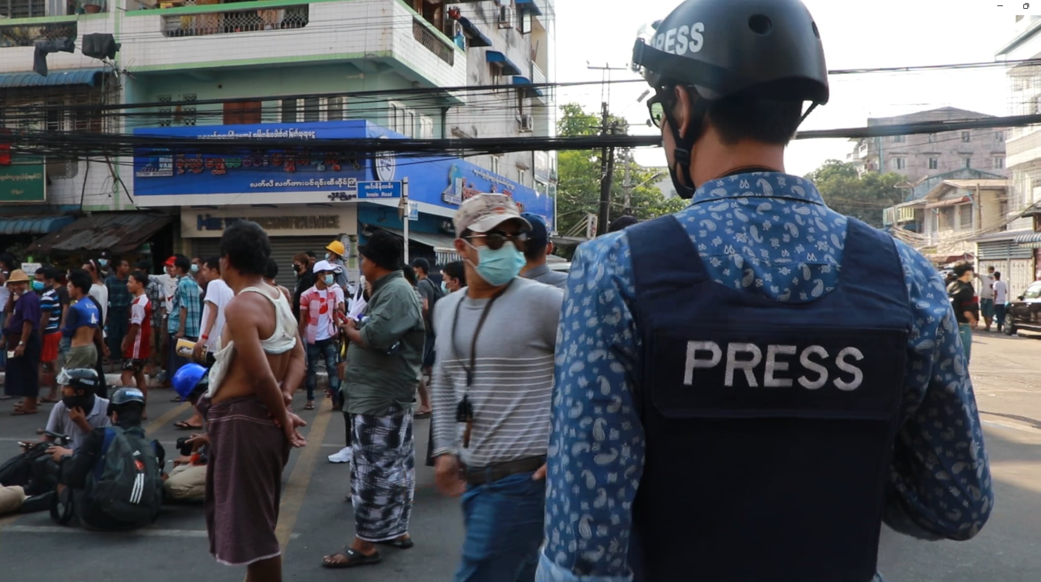 မီဒီယာရပ်တည်ရေး အခက်အခဲကြောင့် လူထုသတင်းမှန်သိရှိခွင့် ထိခိုက်နိုင်ဟု ဝါရင့် သတင်းသမားများ သုံးသပ်