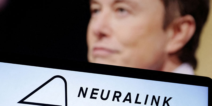 အီလွန်မတ်စ်ခ်၏ Neuralink ကုမ္ပဏီကို စိစစ်နေသည့် FDA ဝန်ထမ်းများ အလုပ်ထုတ်ခံရ