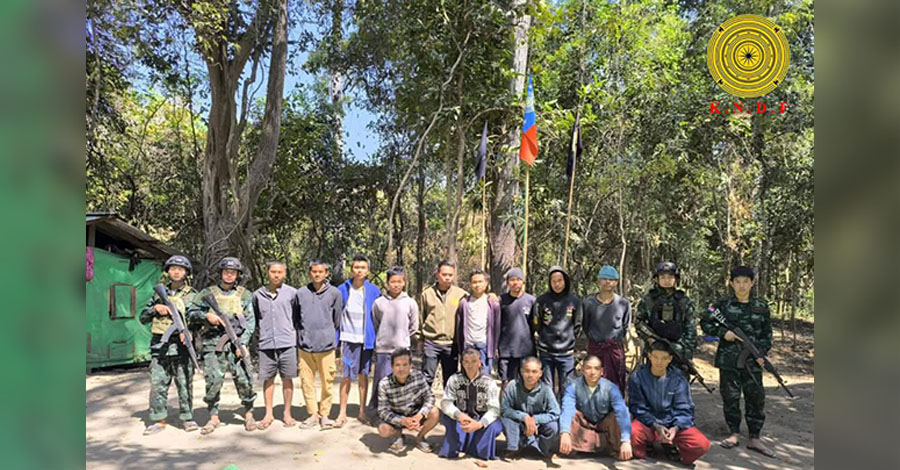 မိုးဗြဲတွင် တပ်သားသစ် ၅ ဦး လက်နက်နှင့်အလင်းဝင်၊ ၈ ဦး ထွက်ပြေးလွတ်မြောက်လာ
