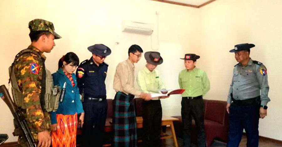 ပုဂံညောင်ဦးတွင် ရဲတပ်ဖွဲ့ ပစ်ခတ်ခံရချိန် KTV ရောက်နေသည့် ရဲမှူးနှင့်အဖွဲ့ စစ်ဆေးခံရ