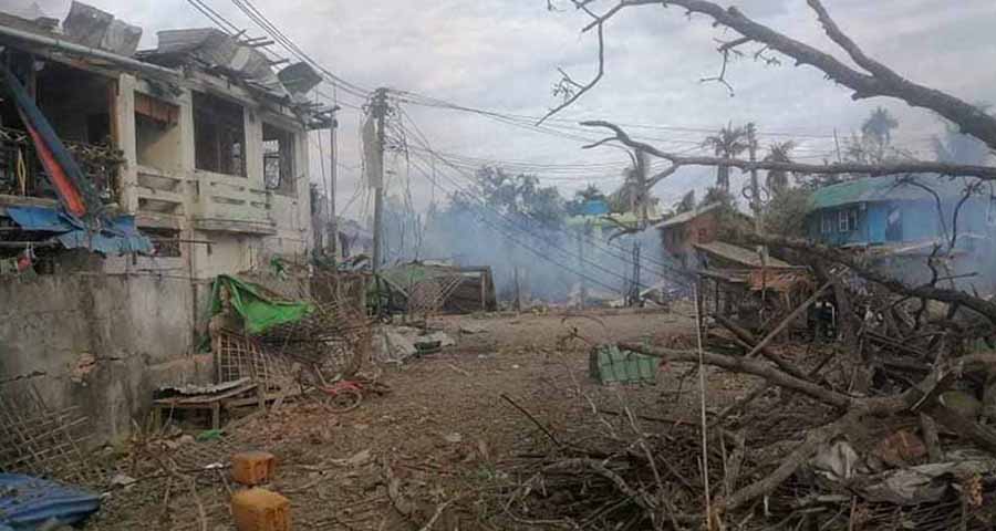 ပေါက်တောမြို့နယ် ရွာ ၉ ရွာကို စစ်ကောင်စီဗုံးကြဲ ဒေသခံ  ၄ ဦးသေ၊ ၁၇ ဦး ဒဏ်ရာရ