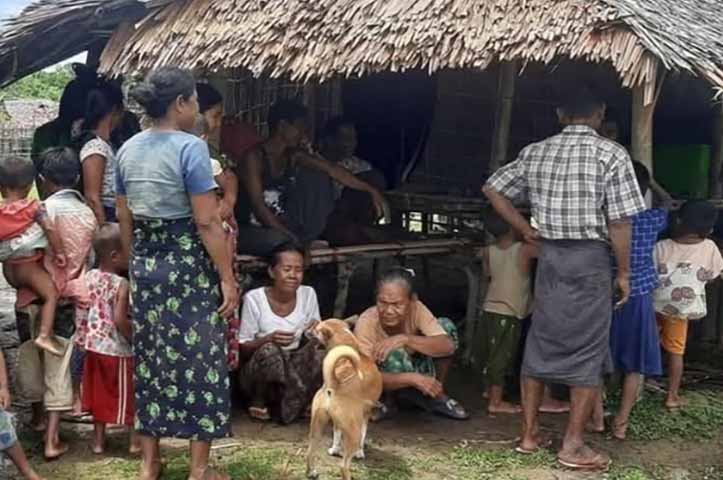 “ကျနော်တို့ ဘယ်လိုအသက်ရှင်ပြီး နေရမလဲတောင် မသိတော့ဘူး” - စစ်ဘေးရှောင်တဦး