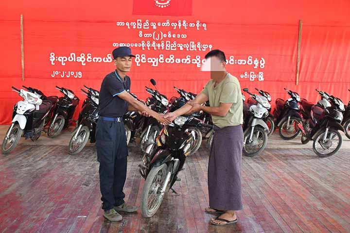 မင်းပြားမြို့တွင် ခိုးရာပါဆိုင်ကယ် ၂၅ စီးကို ပိုင်ရှင်ထံပြန်လည်ပေးအပ်