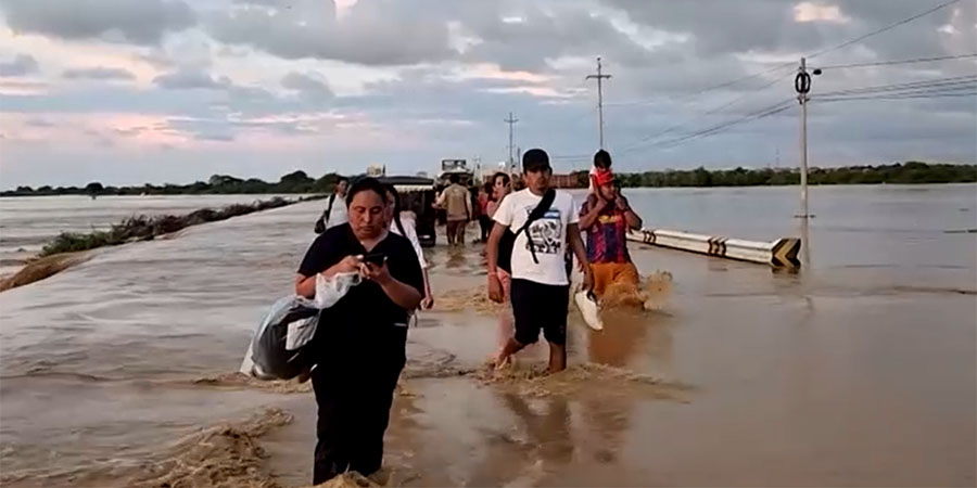 ပီရူးတွင် မိုးသည်းထန် ရေကြီးပြီး ဒေသခံများရွှေ့ပြောင်း