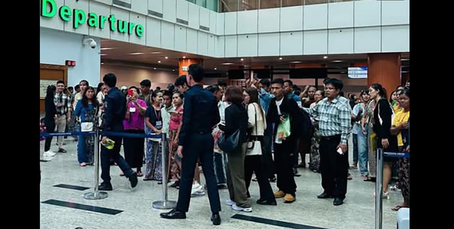 ခွင့်ပြန်အလုပ်သမားများ ပြည်တွင်း၌ပိတ်မိပြီး အခက်တွေ့ 