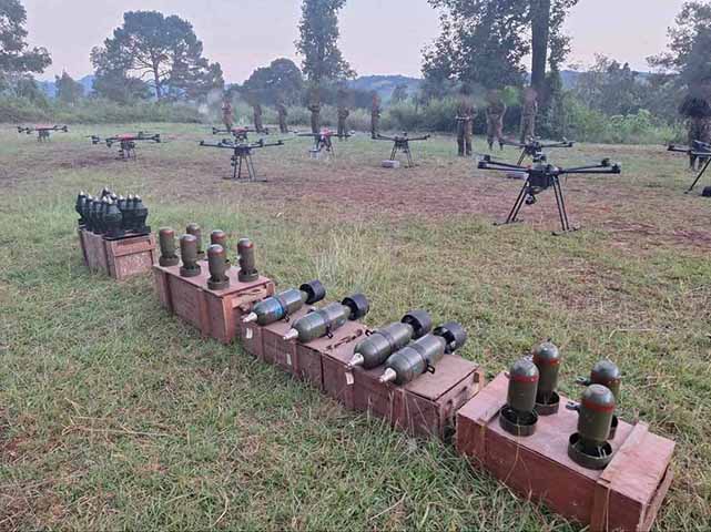 မိုးဗြဲ-ဖယ်ခုံကြား တိုက်ပွဲများ၌ စစ်ကောင်စီက ဒရုန်းအများအပြားဖြင့် တိုက်ခိုက်