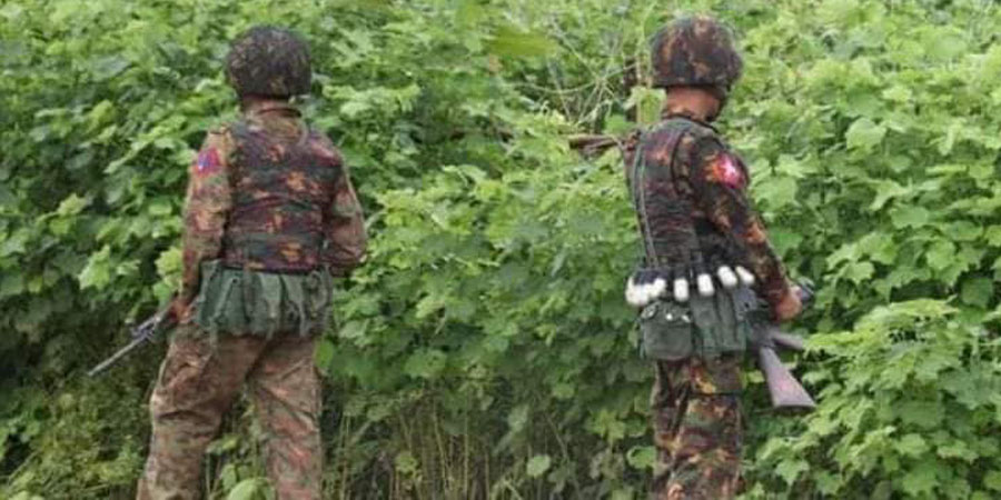 မြောင်းမြတွင် စစ်ကောင်စီတပ်က ကင်းပုန်းဝပ်ပြီး လူငယ်များကို ပေါ်တာဆွဲ