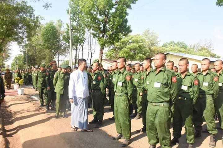 ဧရာဝတီတိုင်းတွင် စစ်မှုထမ်းဥပဒေ မလျော်ဩဇာသုံးသူများကို ထောင် ၃ နှစ်ချမည်ဟု သတိပေး