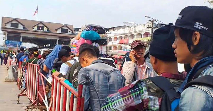 မြဝတီတွင် မဲဆောက်ဘက် သွားရန် ၇ ရက် အလည်တုံးထုသည့် CDM ၁၈ ဦး ဖမ်းဆီးခံရ