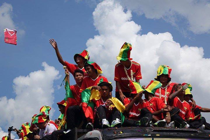 ကမာၻ႔ဖလား၀င္ခြင့္ရ ျမန္မာ ယူ ၁၉ လွည့္လည္ေအာင္ပြဲခံ (ဓာတ္ပုံ)