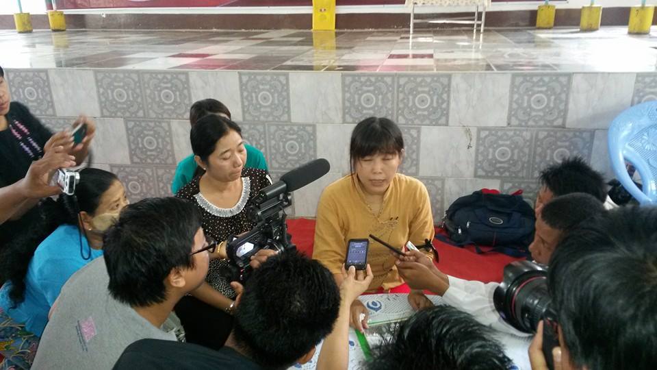  ေဒၚေအာင္ဆန္းစုၾကည္ ကုိပါႀကီးမိသားစုထံ ေပးသည့္ သ၀ဏ္လႊာ မီဒီယာကုိထုတ္ျပန္ (ဓာတ္ပုံ)