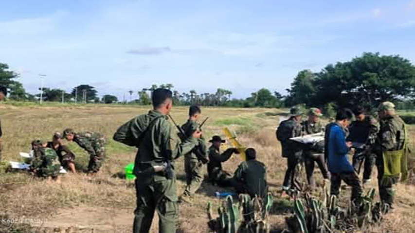 ကနီမြို့တွင် စစ်ရဟတ်ယာဉ်ဆင်းသက်ချိန် ဒရုန်းဖြင့် တိုက်ခိုက်