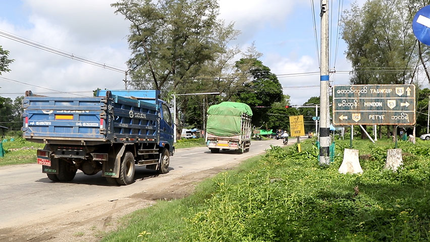 စစ်ကောင်စီတပ်က ပြည်သူပိုင်ကားများကို အဓမ္မ ပေါ်တာဆွဲ၊ ယာဉ်မောင်းအချို့ ပျောက်ဆုံးနေ