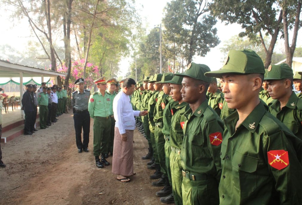 ဘက်ပြောင်းအလင်းဝင်သူများထဲ စစ်မှုထမ်းတပ်သားသစ် ပိုများလာ