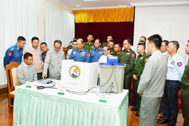 မြန်မာရွေးကောက်ပွဲအပေါ် ဂျပန်သံသယရှိ၊ အတုအယောင်ရွေးကောက်ပွဲကို မကူညီရန် HRW တိုက်တွန်း