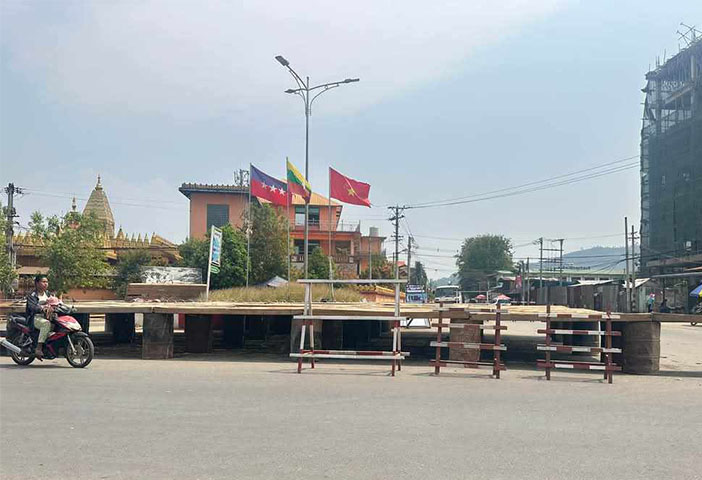 လားရှိုးတွင် သင်္ကြန်မဏ္ဍပ်များ စဆောက်