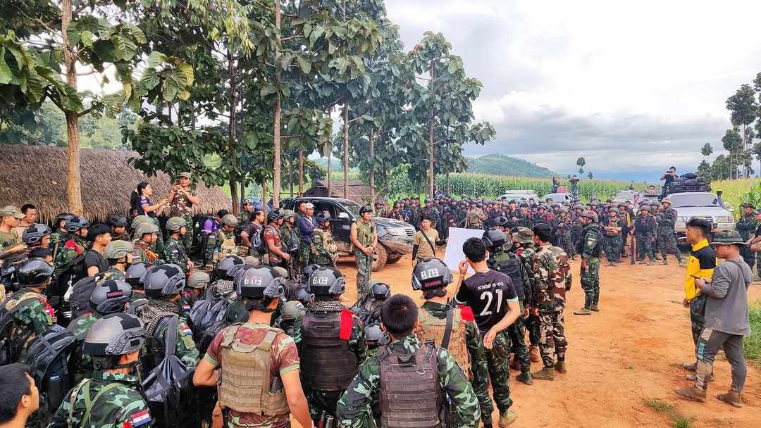 မိုးဗြဲမြို့ကို ပြန်သိမ်းပိုက်ရန် စစ်ကောင်စီက စစ်အင်အား လျှို့ဝှက်ဖြည့်တင်း