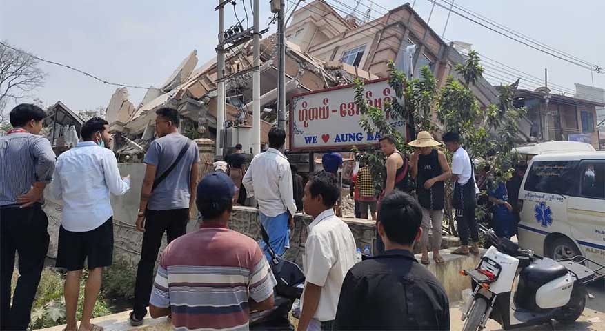 ငလျင်ကြောင့် အောင်ပန်းဟိုတယ် ပြိုကျ၊  ၂ ဦး သေဆုံးပြီး ၂၀ ခန့် ပိတ်မိနေ