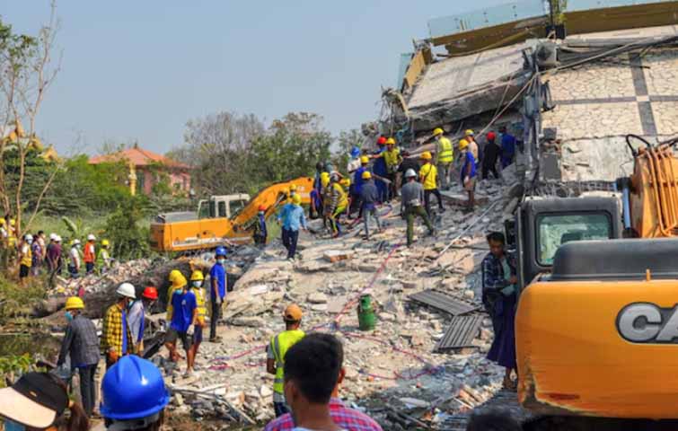ငလျင်ဒဏ်သင့် မန္တလေးတွင် အိန္ဒိယ ကယ်ဆယ်ရေးအဖွဲ့က ရုပ်အလောင်း ၉ ခု ရှာတွေ့
