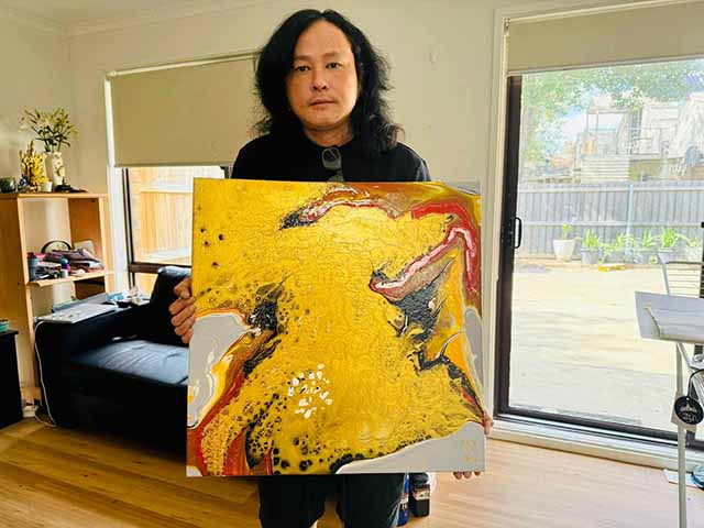 ငလျင်ဘေးကူညီမည့် သရုပ်ဆောင် မင်းမော်ကွန်း၏ ပန်းချီကားလေလံ တရက်အတွင်း ဒေါ်လာ ၃,၀၀၀ ရ