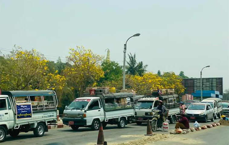 ငလျင်ဘေးအလှူ ဓာတ်ပုံရိုက်မှုကြောင့် အကူအညီလိုအပ်သူတချို့ အခက်ကြုံ