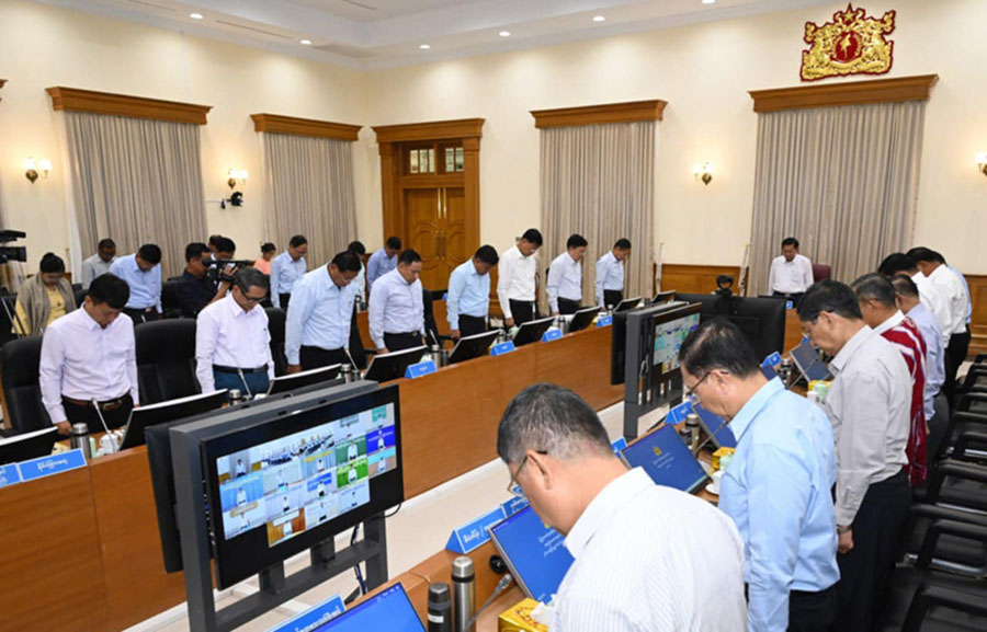 ငလျင်ကြောင့် သေဆုံးသူများကို ကျပ် ၁၀ သိန်းပေးမည်ဟု စစ်ခေါင်းဆောင်ပြော