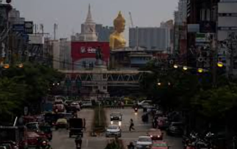 ငလျင်အပြီး အဆောက်အအုံများ ဘေးကင်းလုံခြုံရေး ဘန်ကောက်မြို့နေသူများ စိုးရိမ်