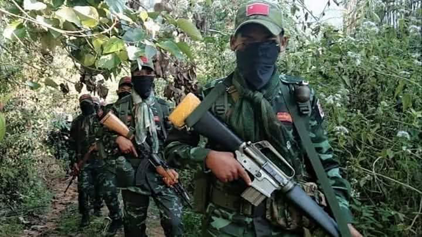 နတ်မောက်နှင့် မြိုင်မြို့နယ်တွင် စစ်ကောင်စီတပ်ဖွဲ့ဝင်များ တိုက်ခိုက်ခံရပြီး သေဆုံးဒဏ်ရာရ 