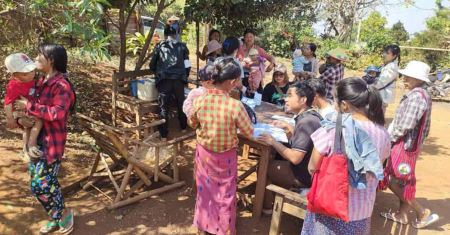 DPLF ထိန်းချုပ်နယ်မြေအတွင်းက ပြည်သူများအား ဆေးဝါးကုသပေး