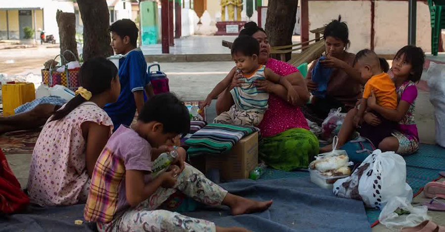 ငလျင်ကြောင့် စာသင်ကျောင်းပေါင်း ၂၀၀၀ နီးပါးပျက်စီးပြီး ကလေးငယ်ပေါင်းသိန်းချီ ပညာသင်ရန် အခက်ကြုံ  