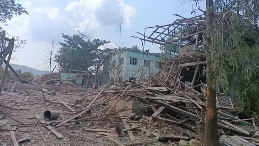 သပိတ်ကျင်းမြို့နယ်ကို စစ်တပ်ဗုံးကြဲ၊ ကလေးငယ်အပါအဝင် ပြည်သူ ၁၂ ဦးထက်မနည်းသေဆုံး