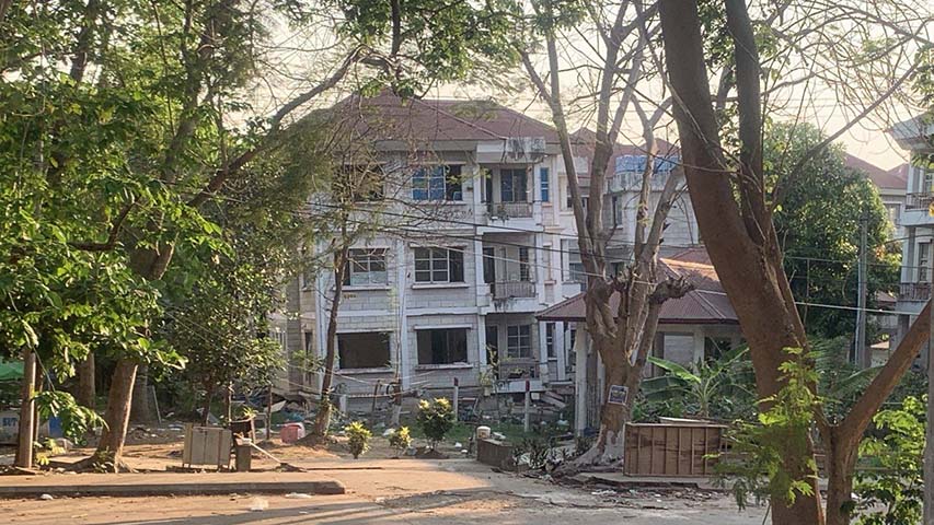 ငလျင်သင့် နေပြည်တော် ဝန်ထမ်းအိမ်ရာ ၁ ထပ်၊ ၂ ထပ်ဆောင်ကလွဲပြီး အဆောက်အအုံများ လူနေရန်မသင့် 
