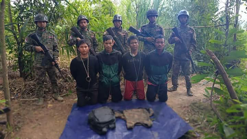 ငဖဲမြို့ ၄ လတာ တိုက်ပွဲတွေအတွင်း စစ်တပ်အရာရှိများအပါအဝင် ၁၈ ဦး အရှင်ဖမ်းမိ၊ ၆၀ ကျော်သေဆုံး
